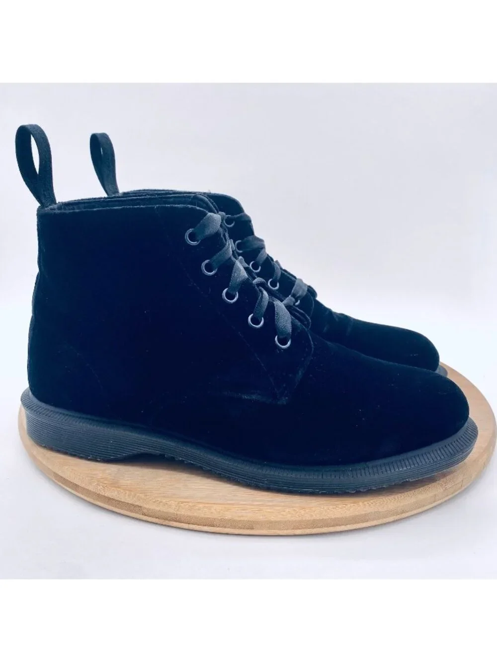 Dr Martens Velvet Boots Womens 7 Black Leather Lace Up Ankle Grunge Lana